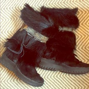 Fur winter boots